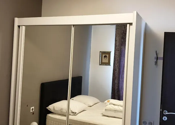 Appt T1 Meuble-juan Les Pins-logt6 * Antibes